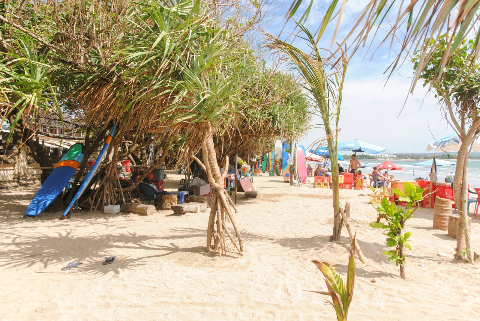 Kuta Beach vs Seminyak for Surfing